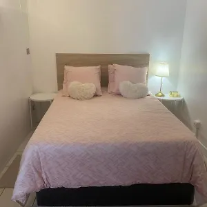 Super T2 Avec Piscine 3eme , Lyon France